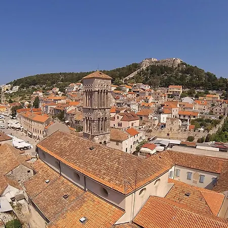 Apartment Cozy Apartment In Stari Grad With Wifi *