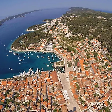 Apartment Cozy Apartment In Stari Grad With Wifi Stari Grad (Hvar)